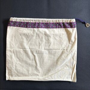 Tory Burch Cinched Dust Bag Excellent